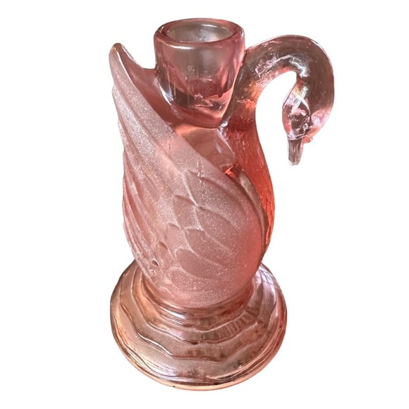 L.E. SMITH Vintage Pink Swan Uranium Glass Candlestick 6” - Picture 2 of 6
